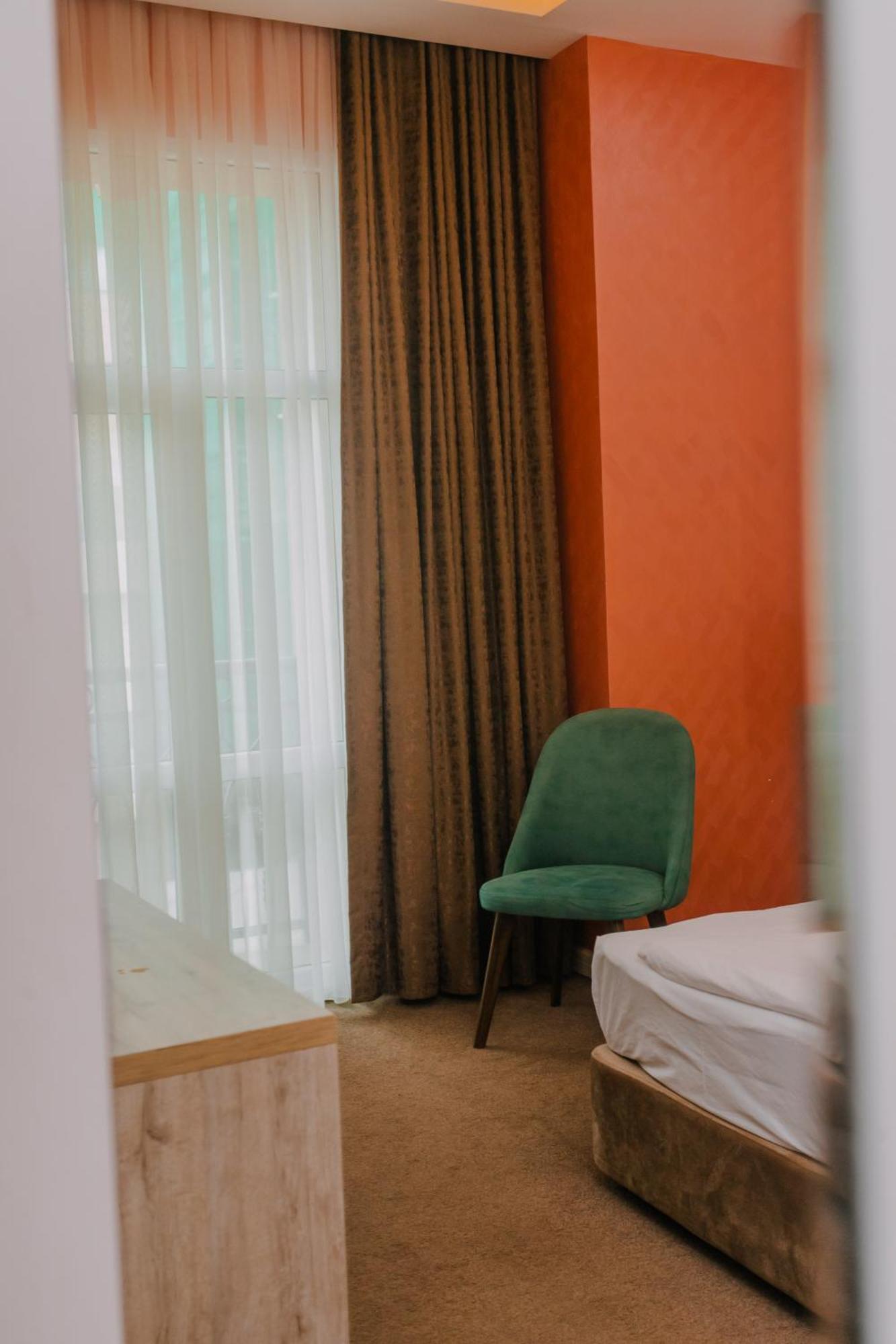 Madina-Zamzam Halal Hotels Group Баку Екстериор снимка