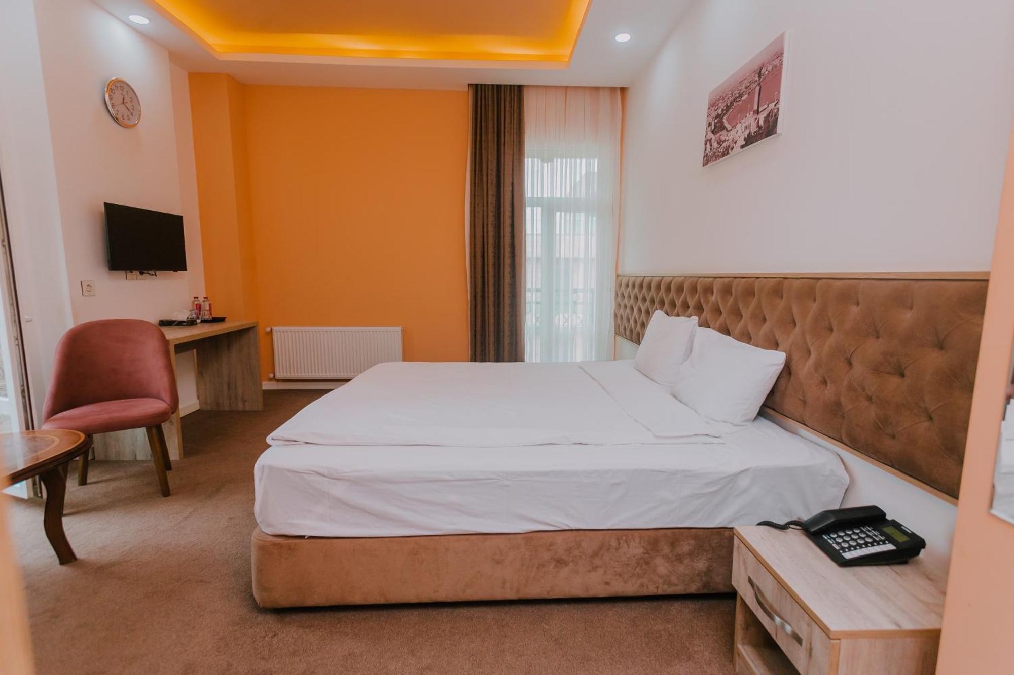 Madina-Zamzam Halal Hotels Group Баку Екстериор снимка