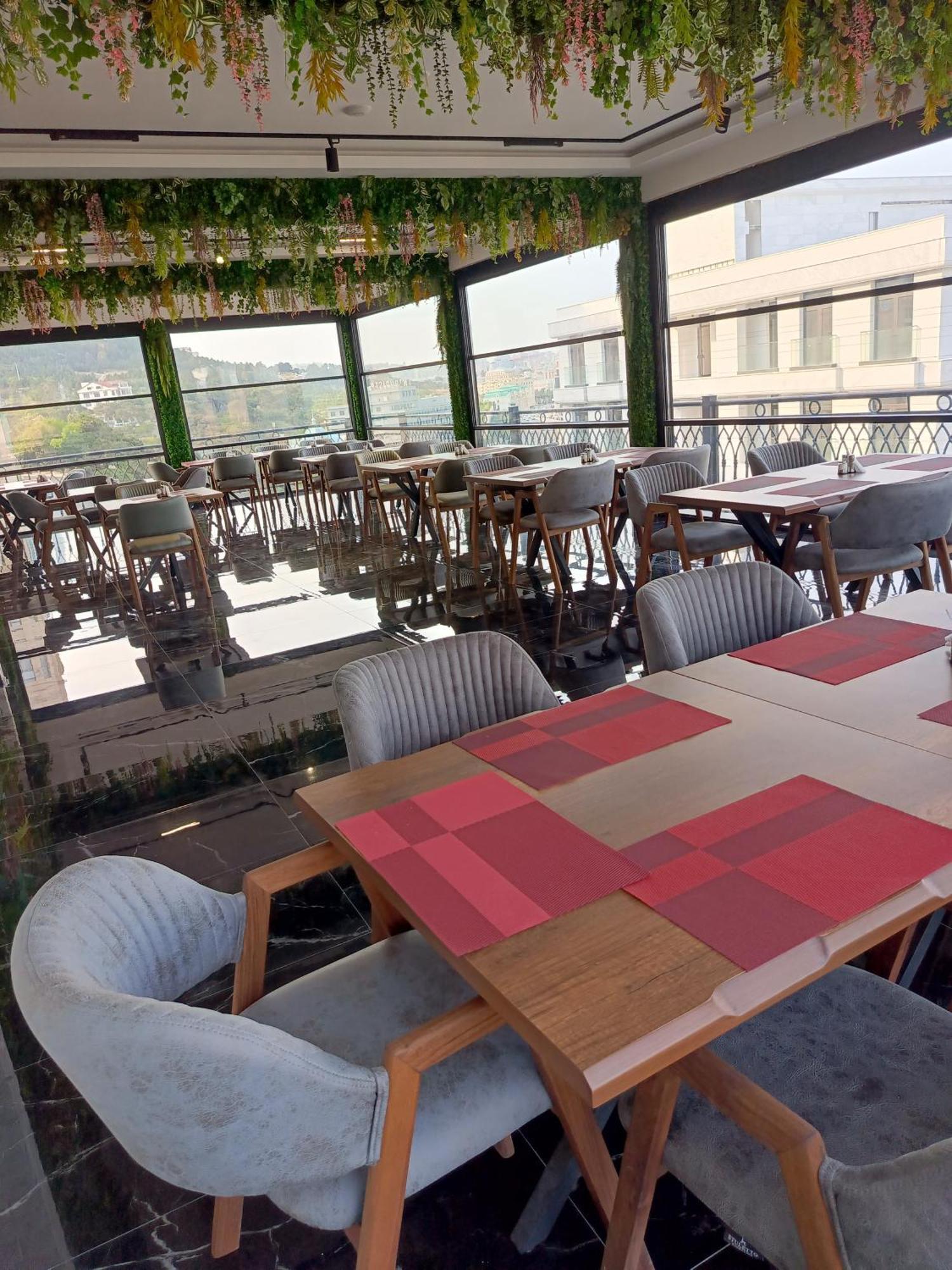 Madina-Zamzam Halal Hotels Group Баку Екстериор снимка